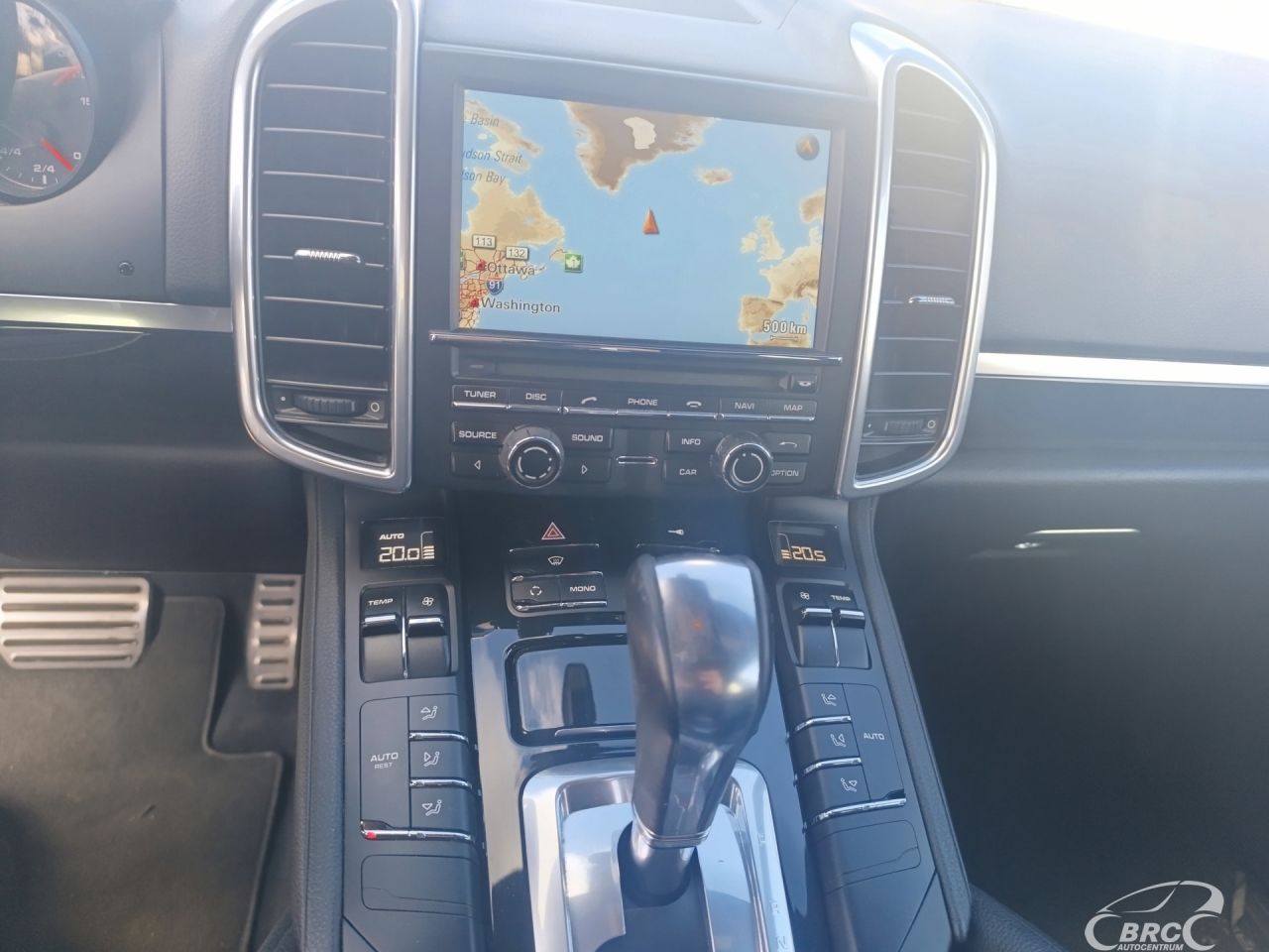 Porsche Cayenne | 12