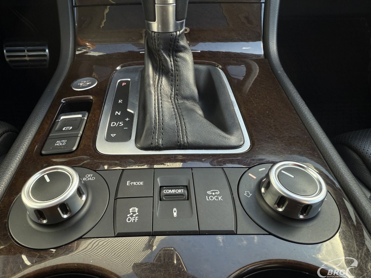 Volkswagen Touareg | 12