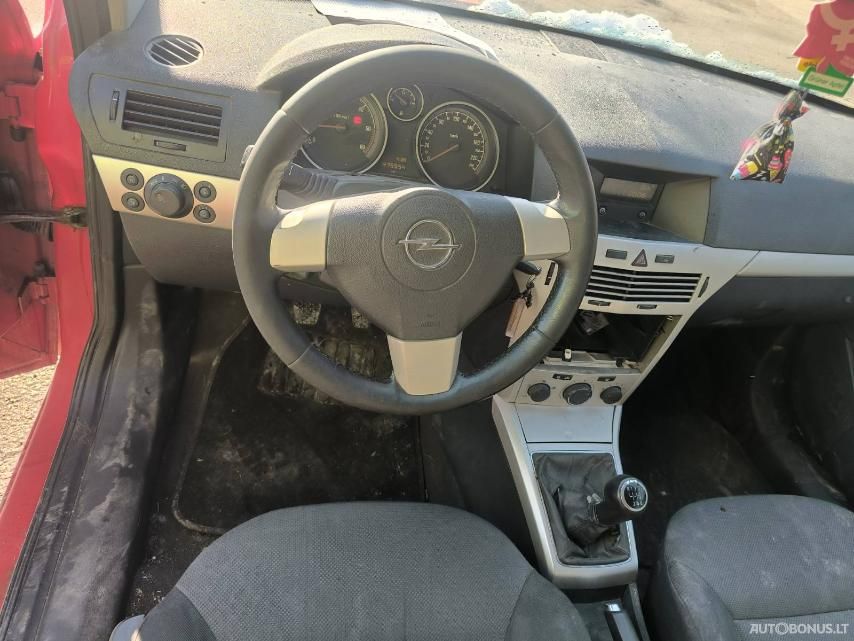 Opel Astra | 4