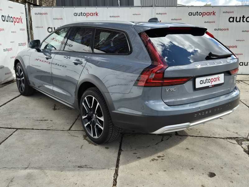 Volvo V90 | 4