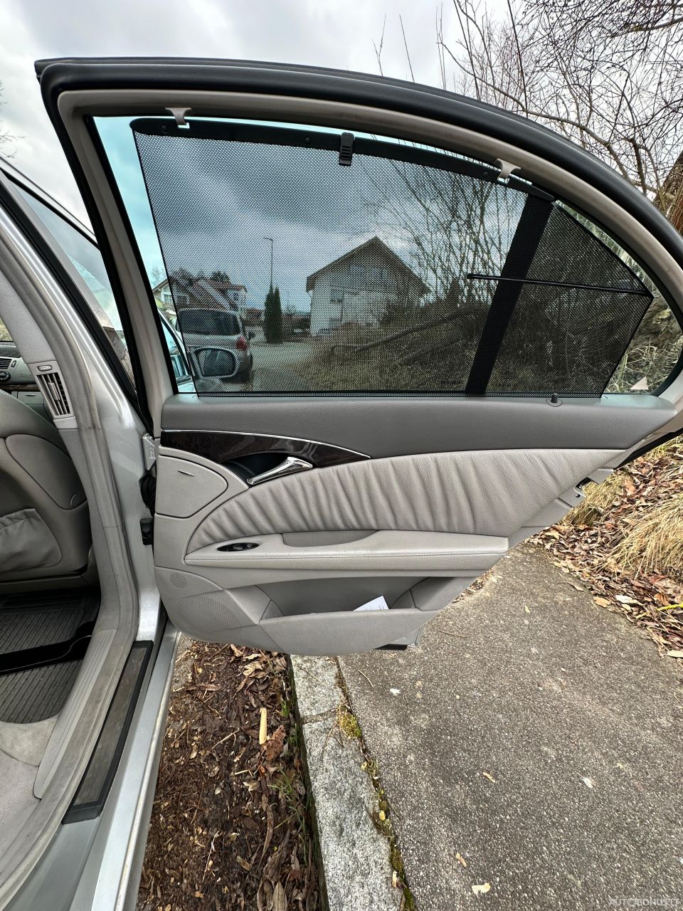 Mercedes-Benz E220 | 15