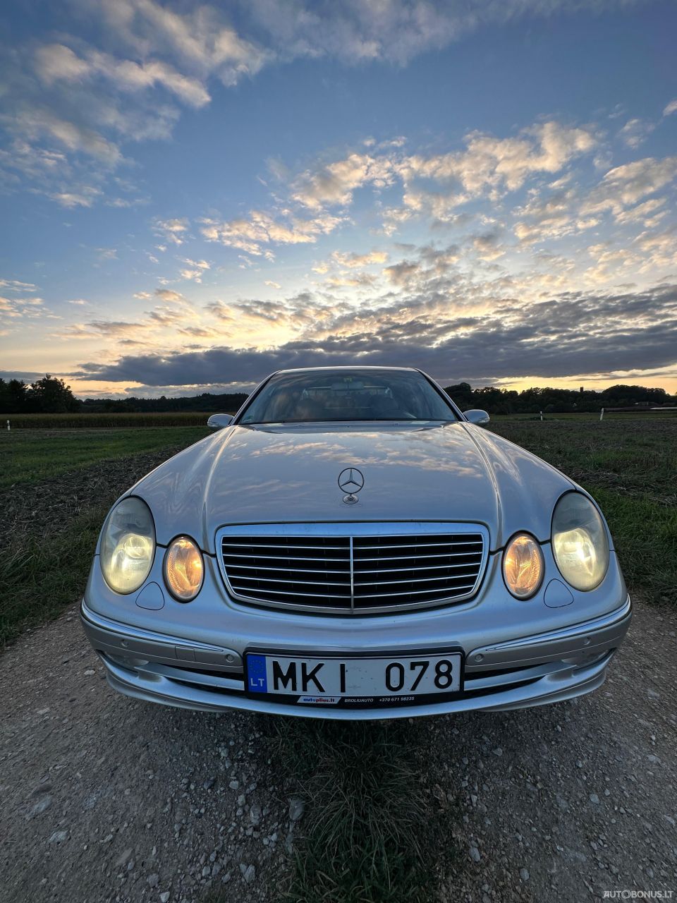 Mercedes-Benz E220 | 1