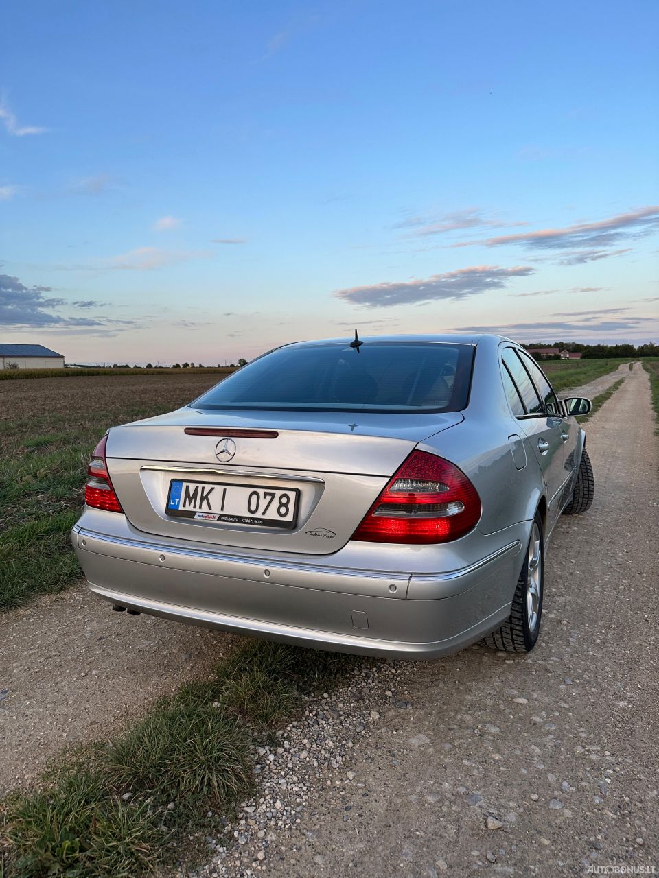 Mercedes-Benz E220 | 4