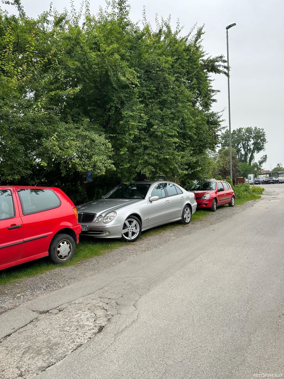 Mercedes-Benz E220 | 5