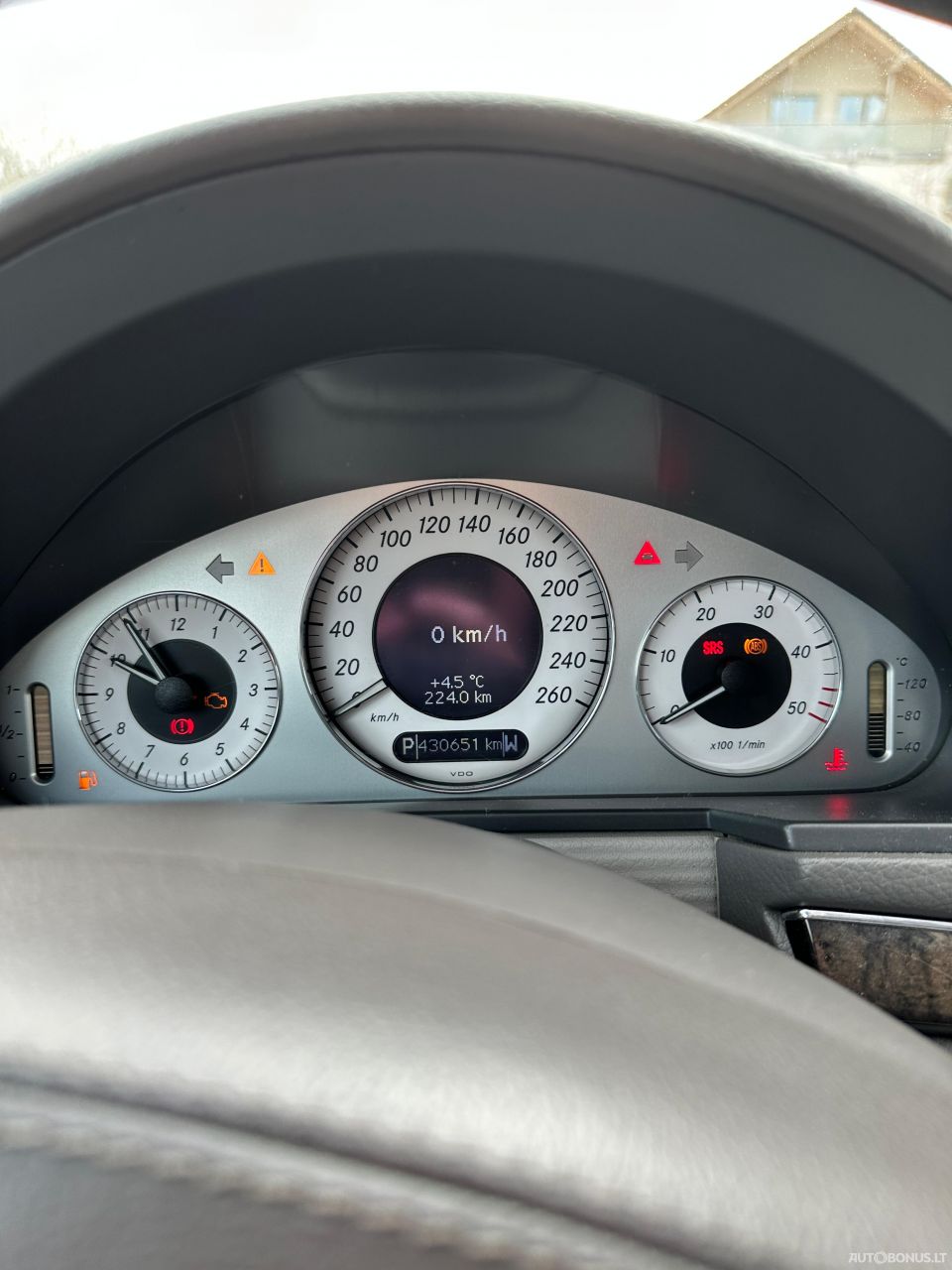 Mercedes-Benz E220 | 7