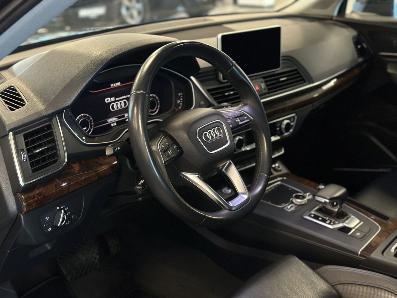Audi Q5 | 9
