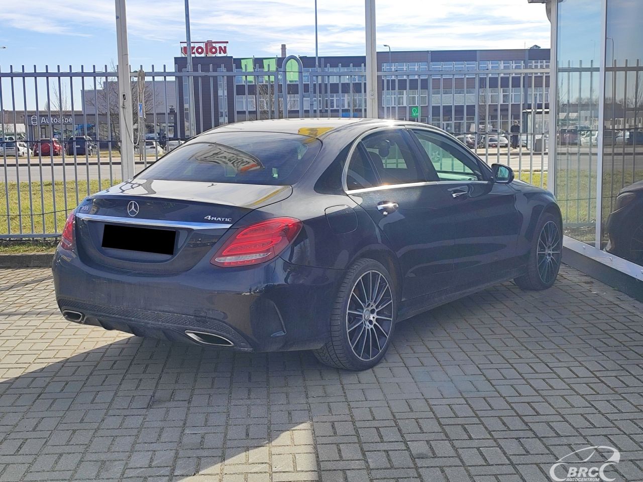 Mercedes-Benz C300 | 1