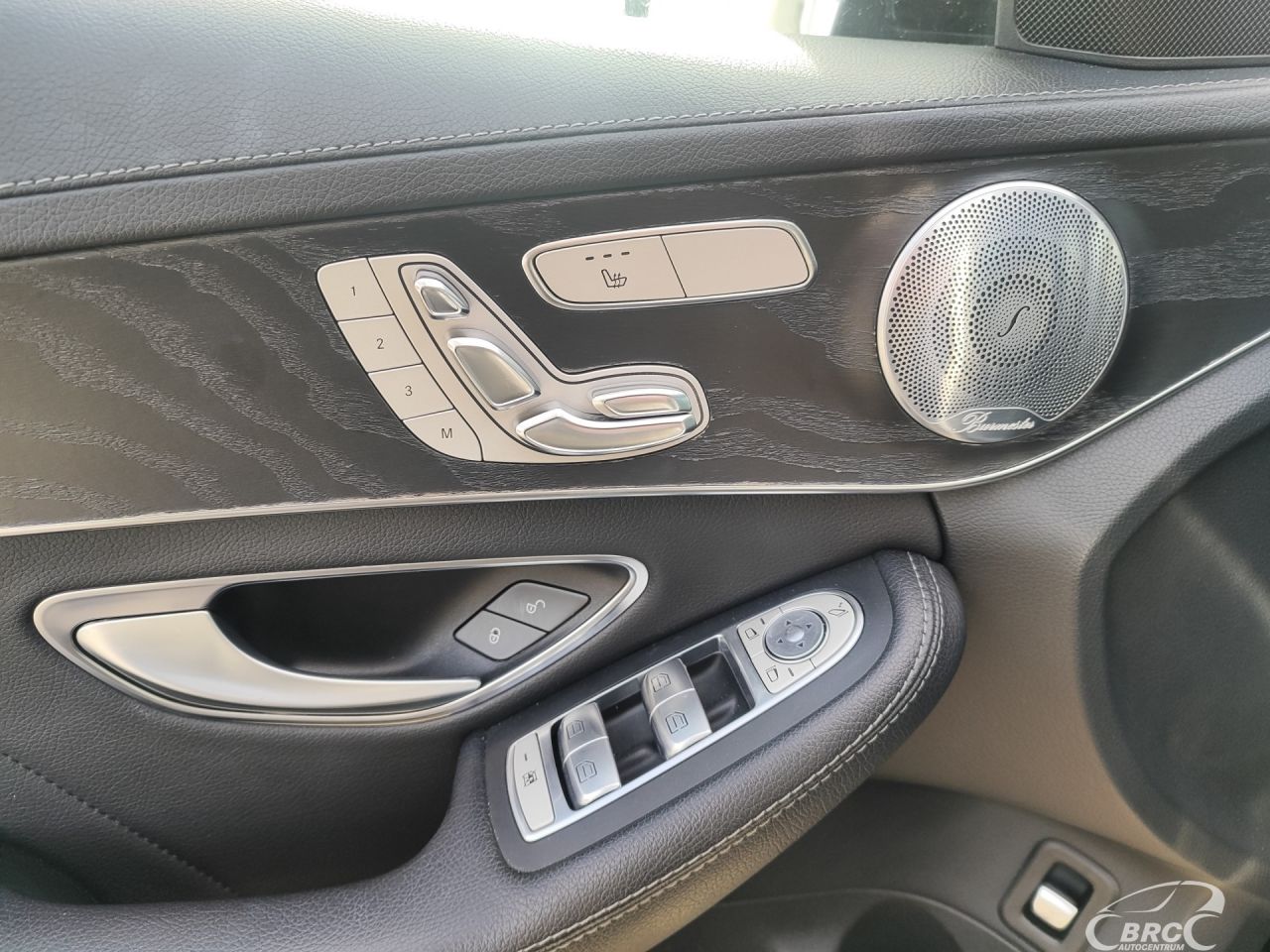 Mercedes-Benz C300 | 13