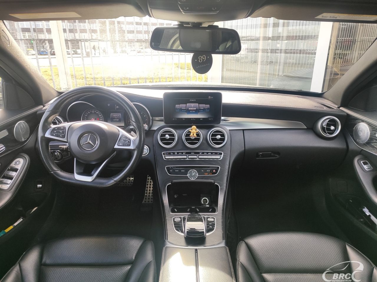 Mercedes-Benz C300 | 3