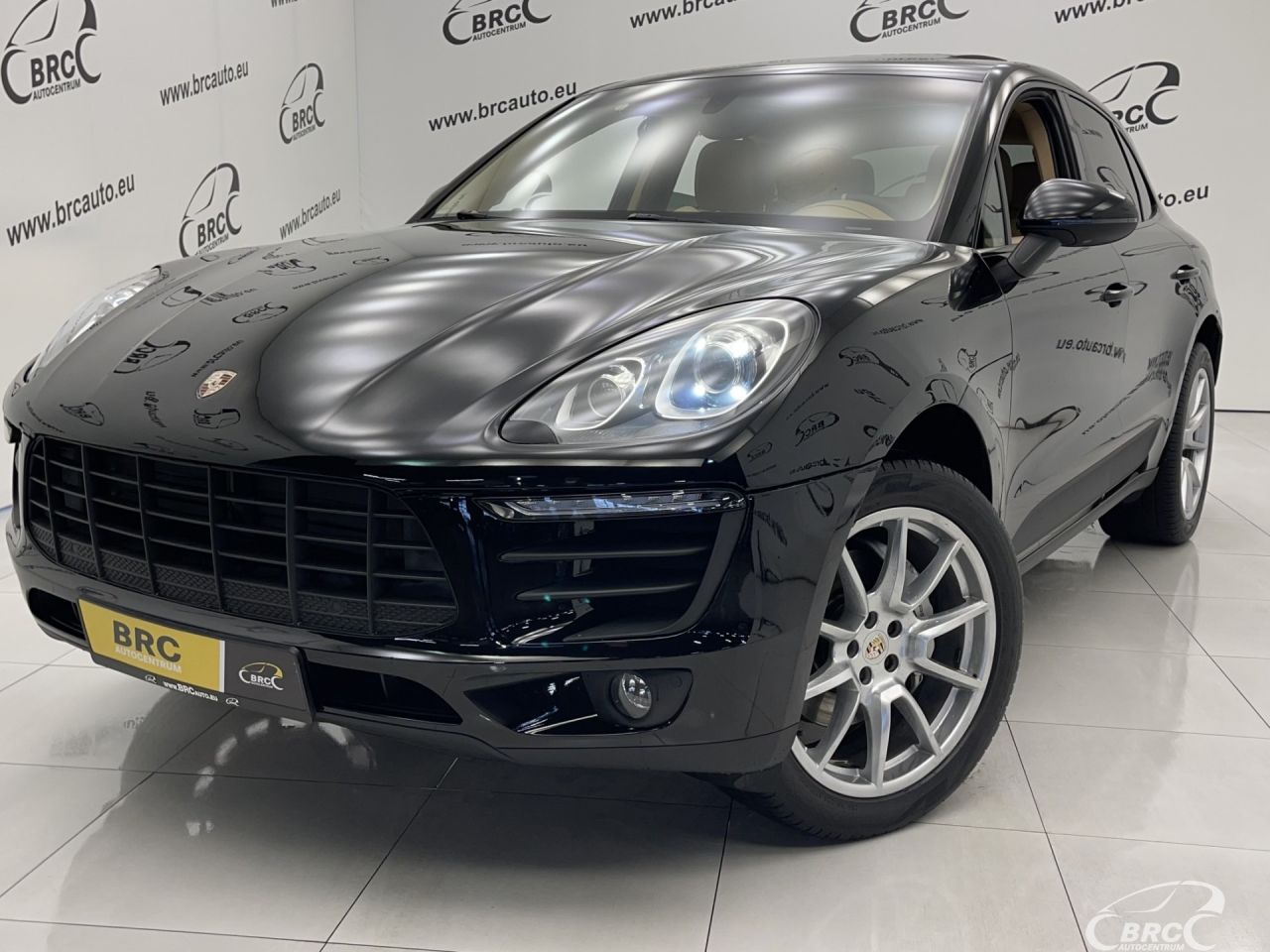 Porsche Macan | 44