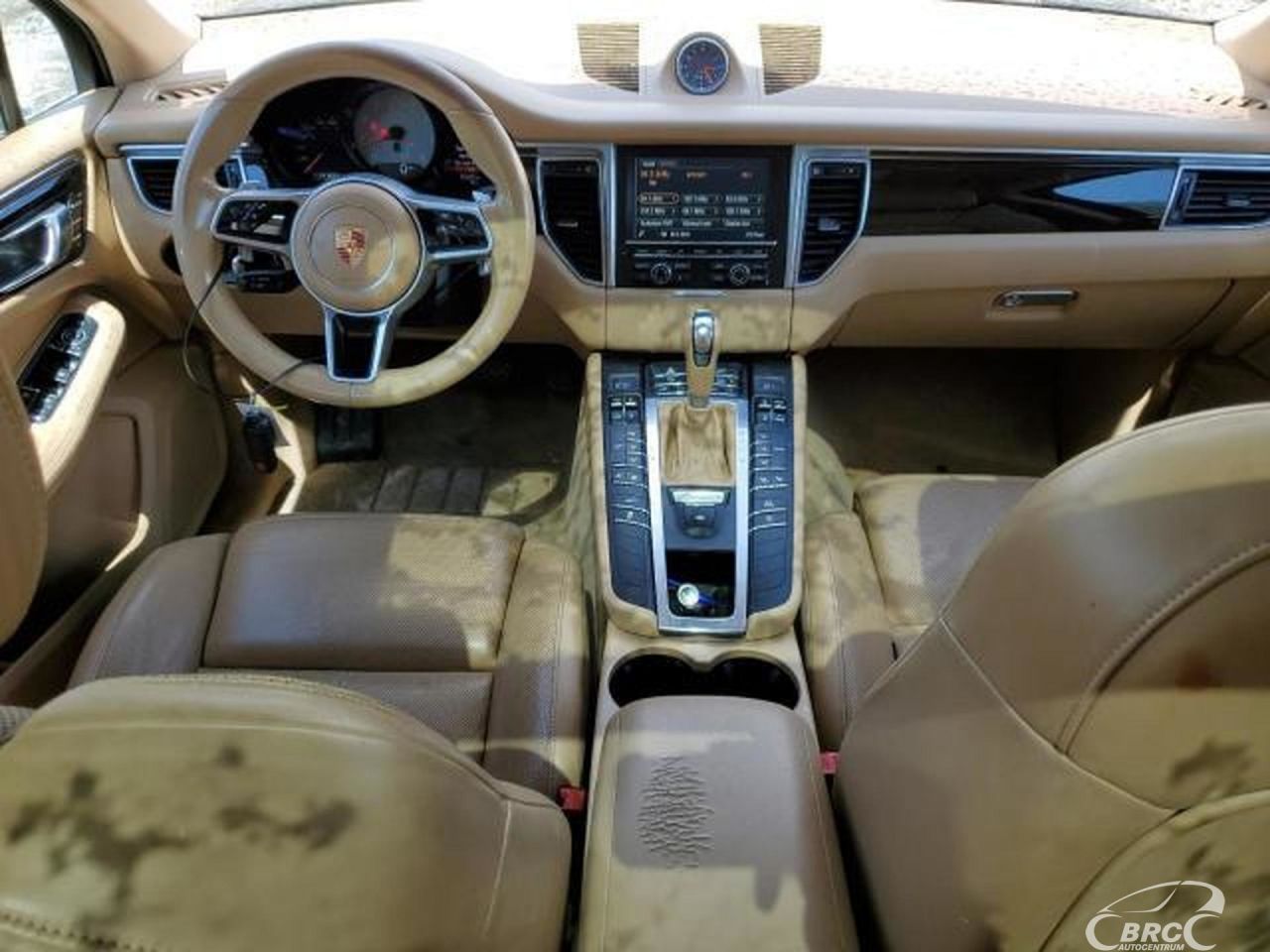 Porsche Macan | 52