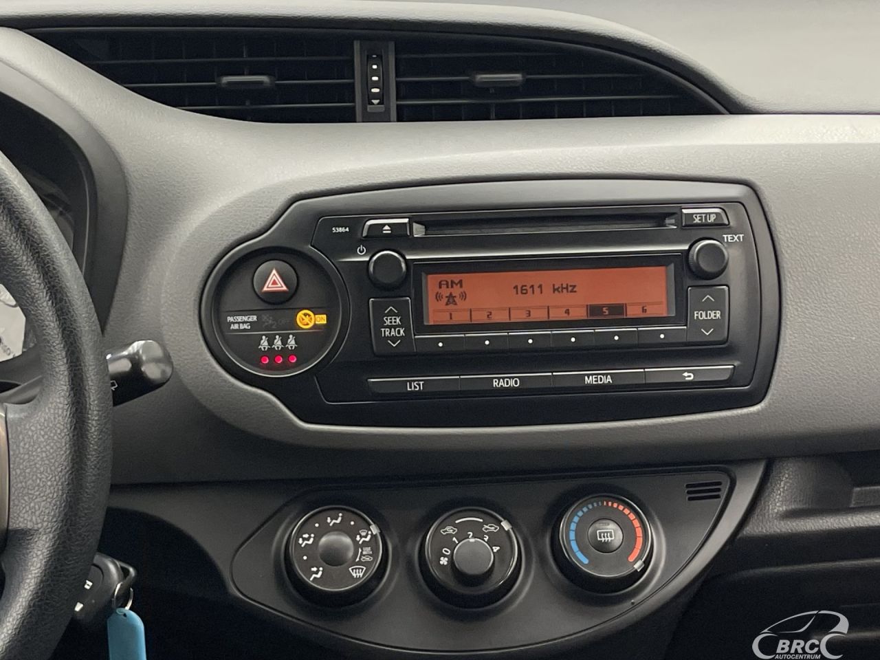 Toyota Yaris | 13
