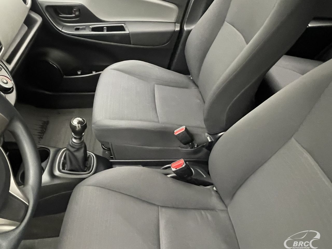 Toyota Yaris | 21