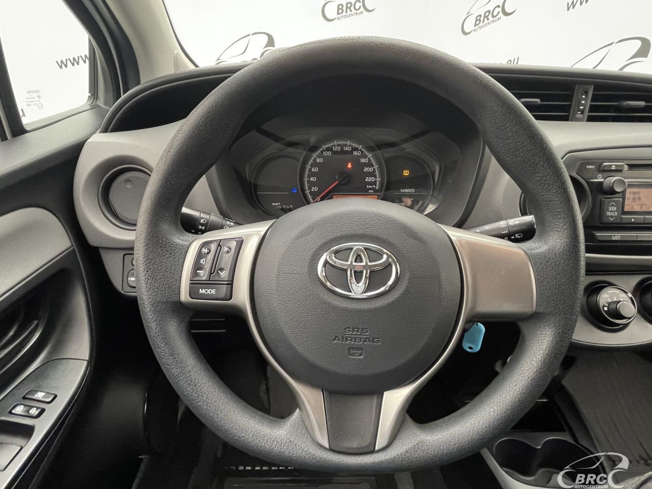 Toyota Yaris | 26