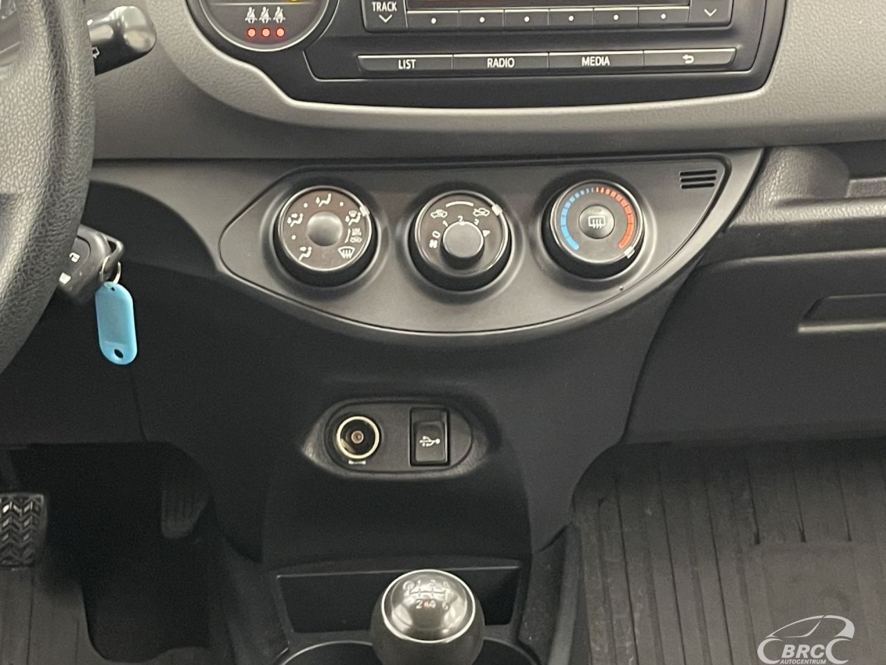 Toyota Yaris | 14