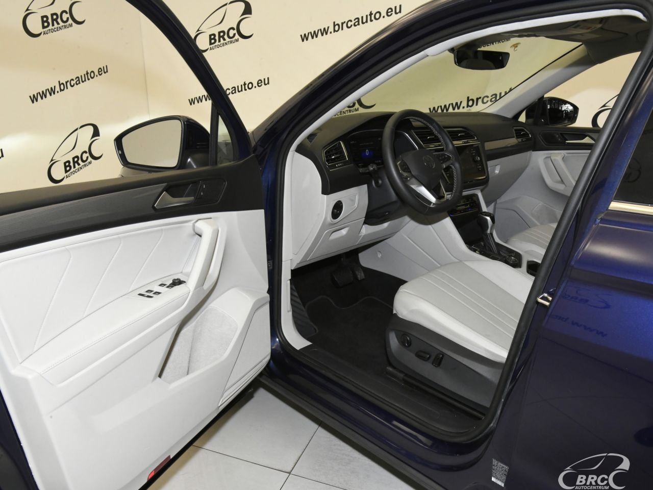 Volkswagen Tiguan | 16