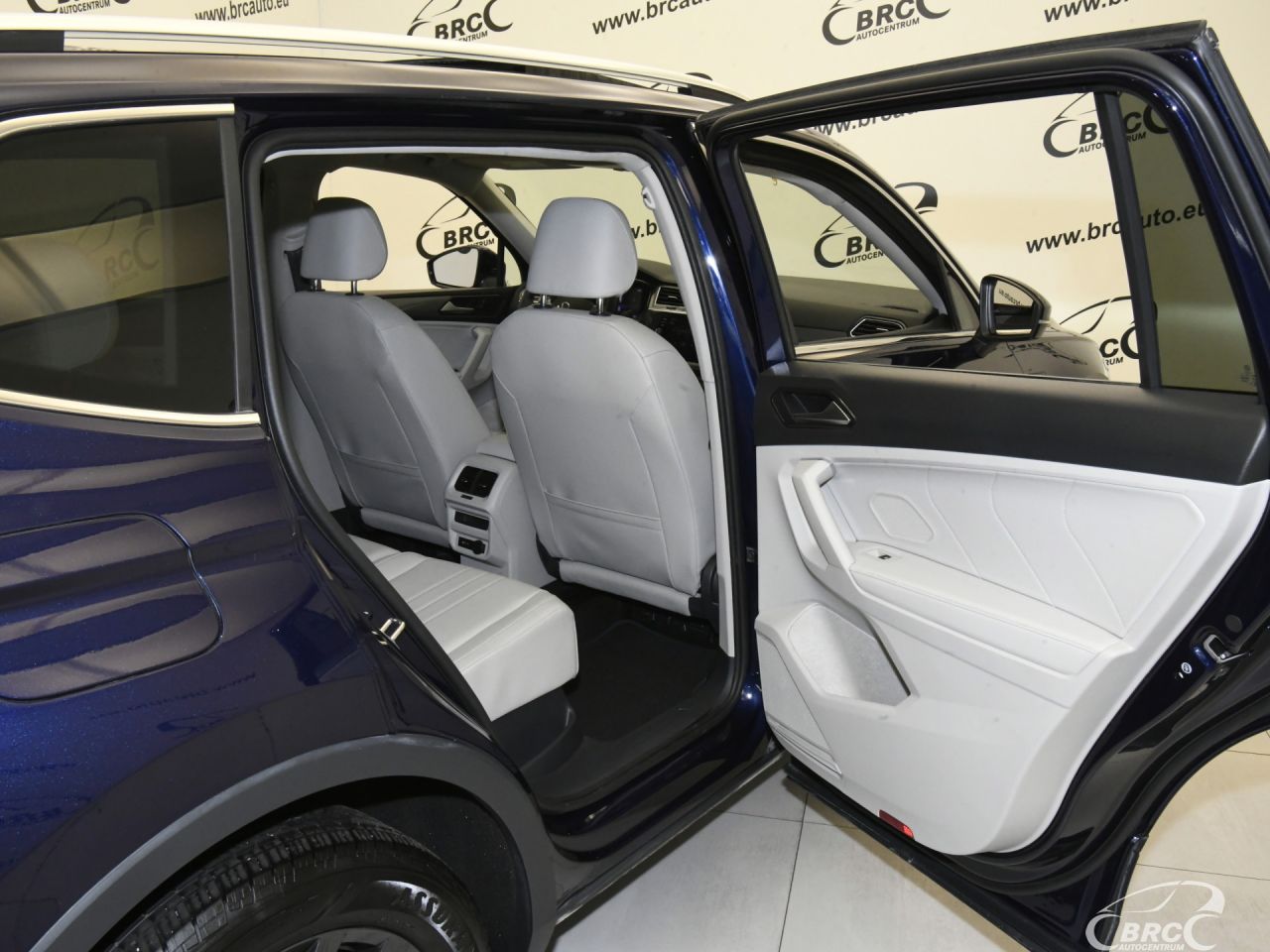 Volkswagen Tiguan | 10