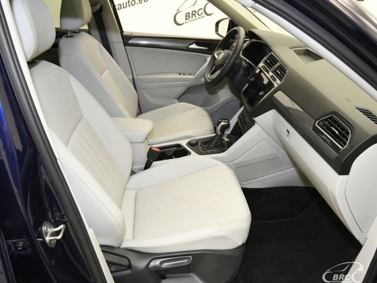 Volkswagen Tiguan | 4