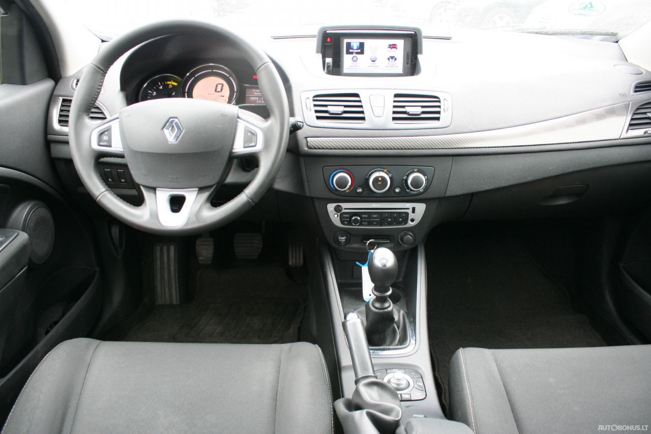 Renault Megane | 12