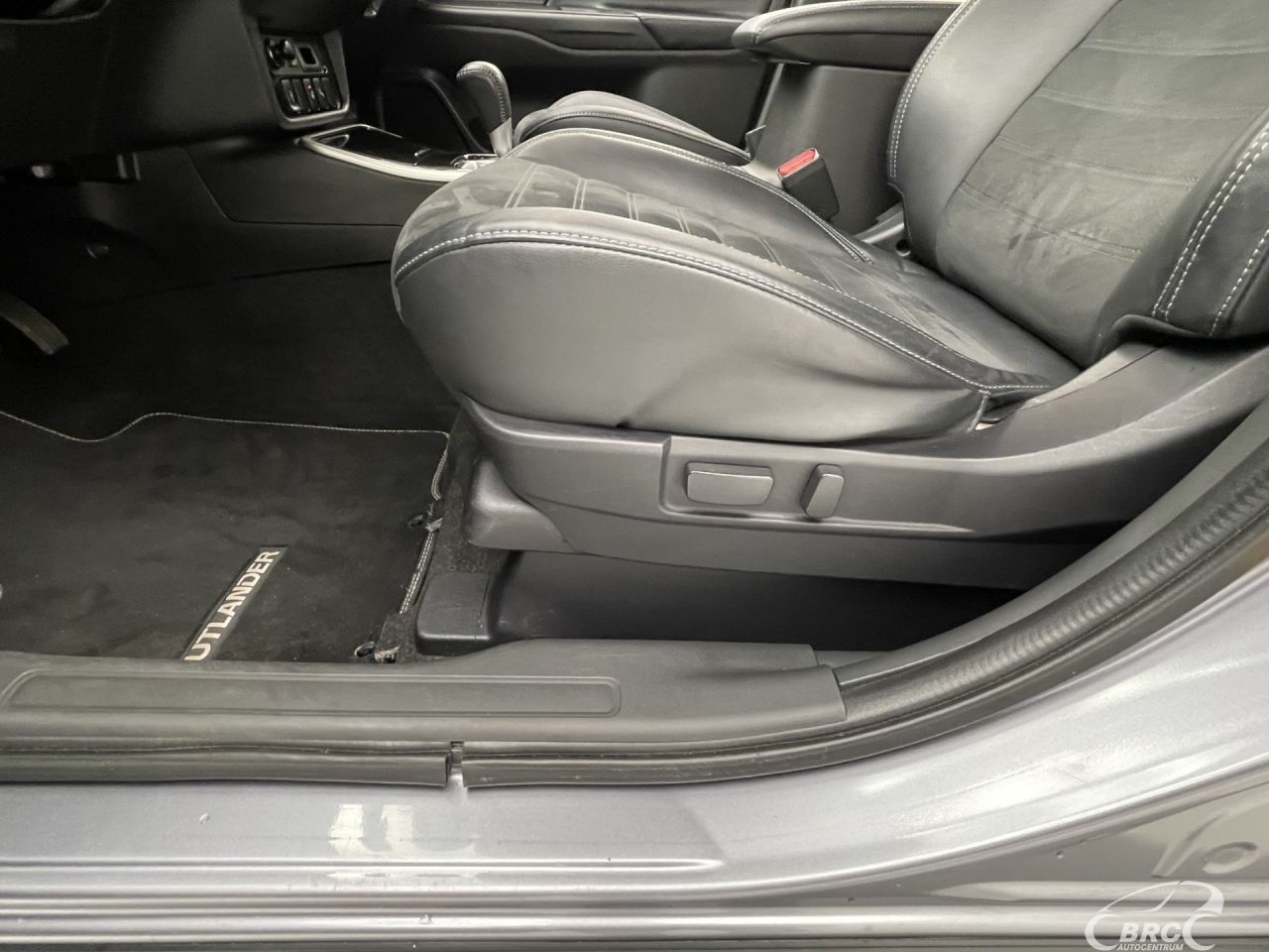 Mitsubishi Outlander | 22