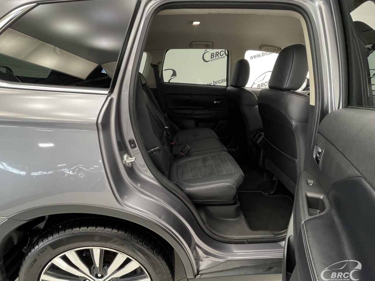 Mitsubishi Outlander | 8