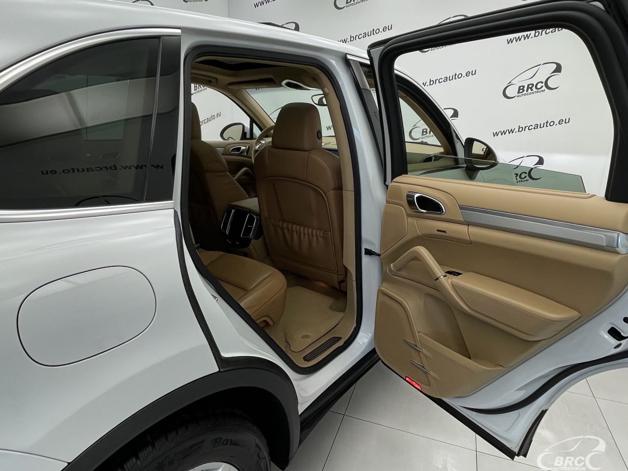 Porsche Cayenne | 12
