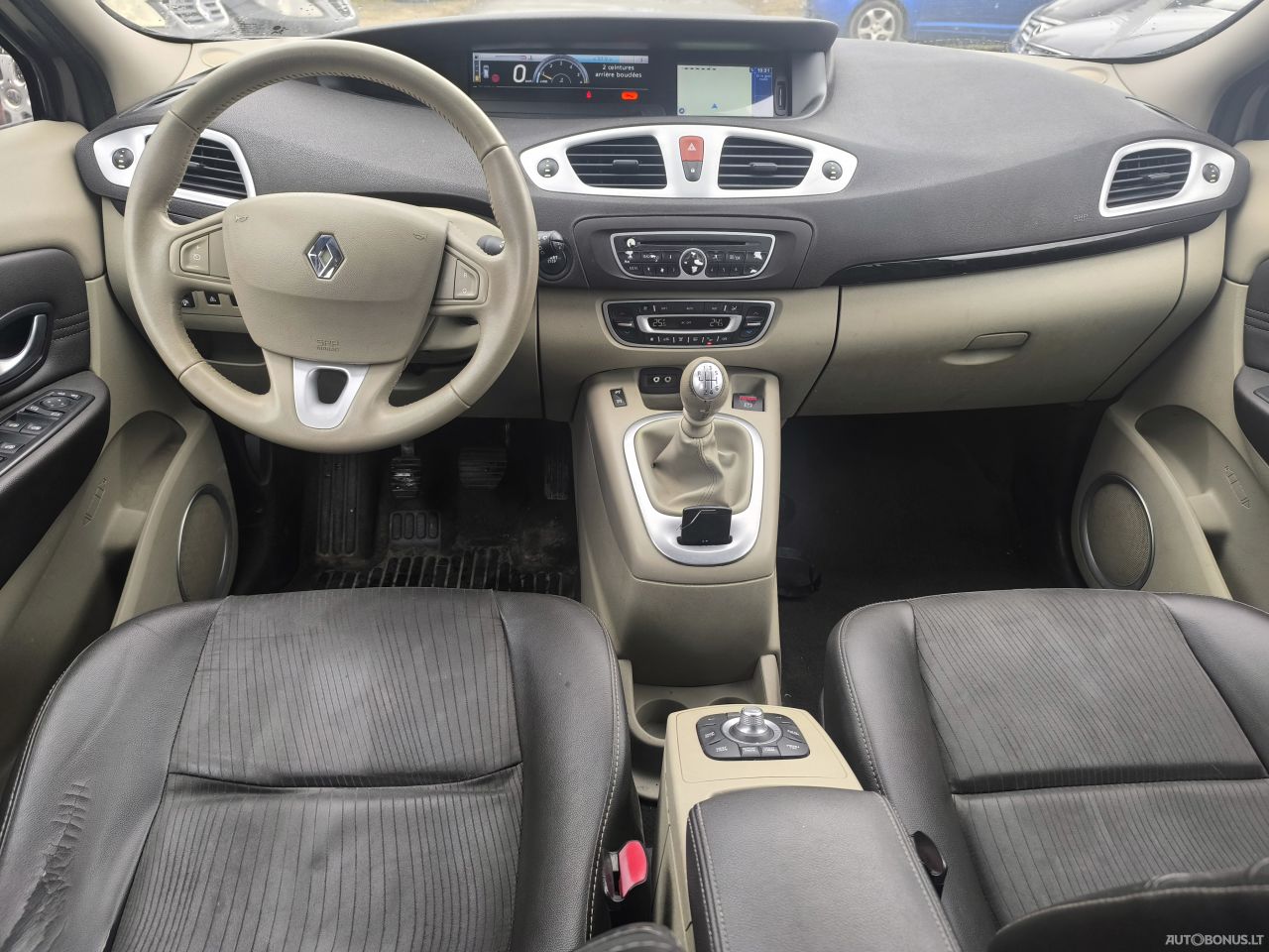 Renault Grand Scenic | 7