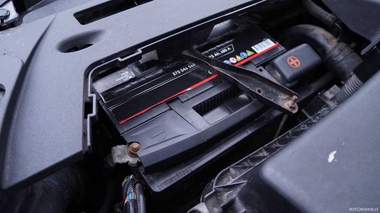 Toyota Auris | 12