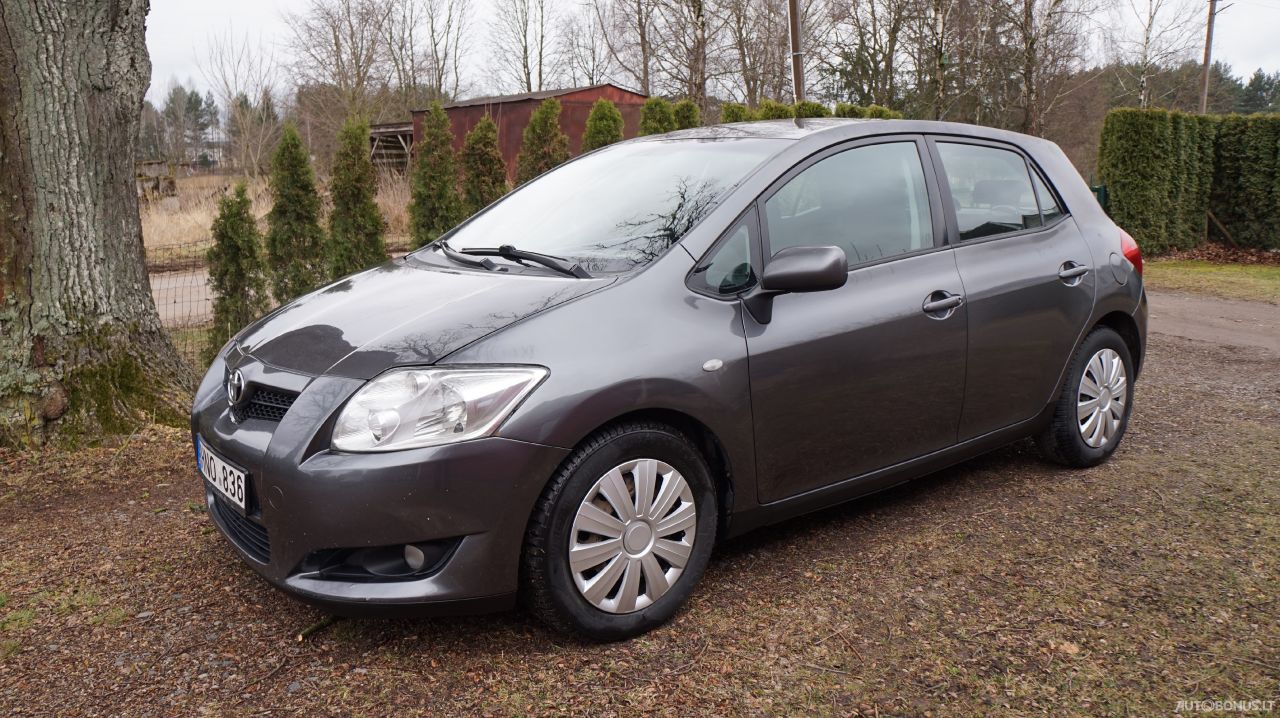 Toyota Auris | 3