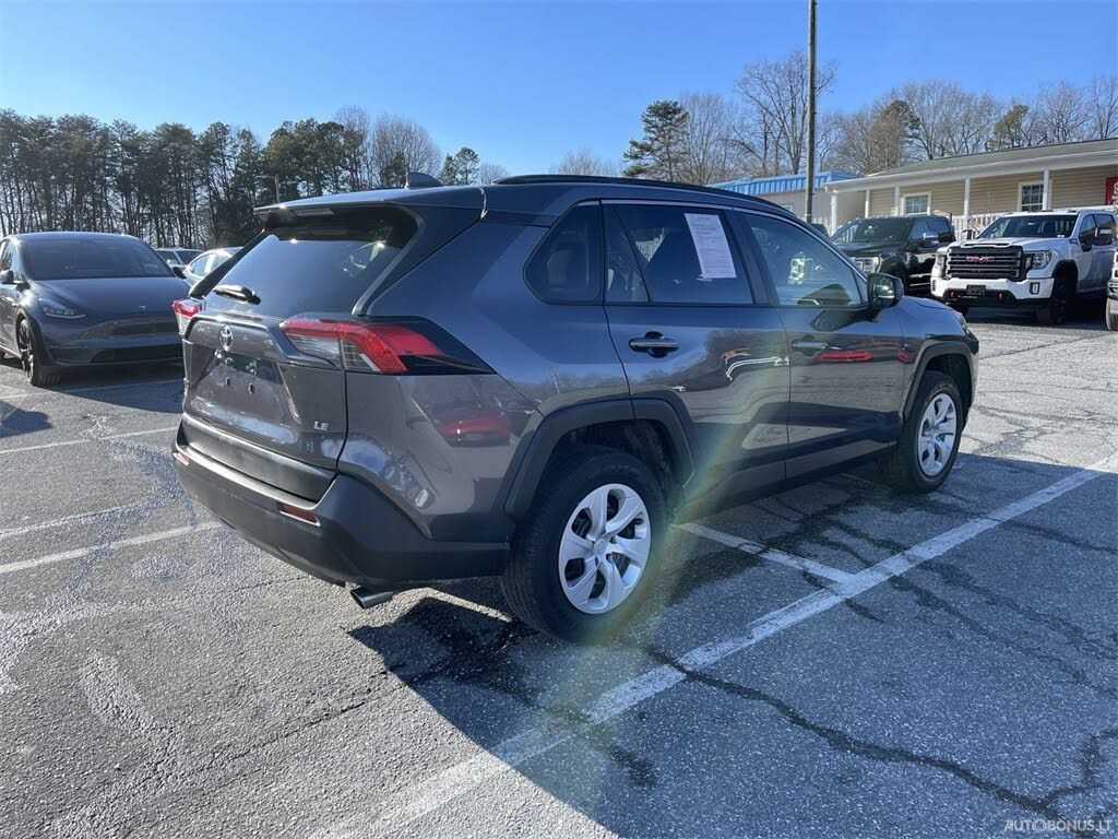 Toyota RAV4 | 1