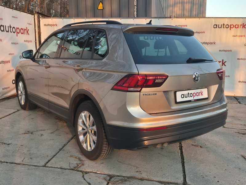Volkswagen Tiguan | 4