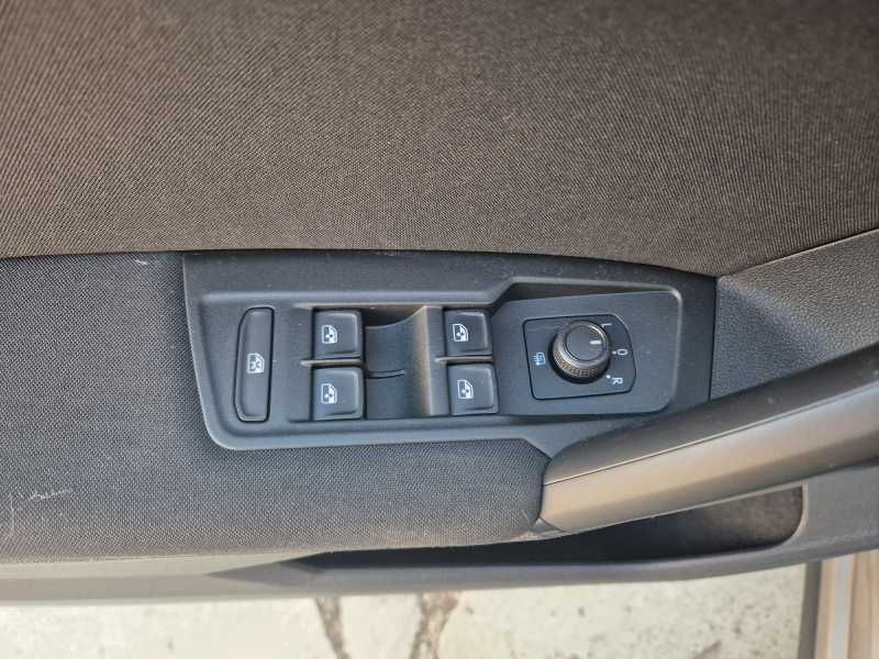 Volkswagen Tiguan | 12