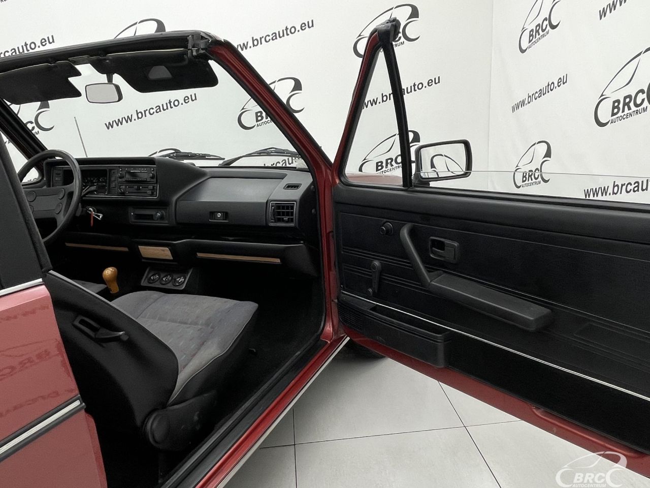 Volkswagen Golf | 9