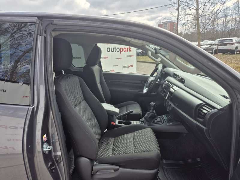Toyota Hilux | 7