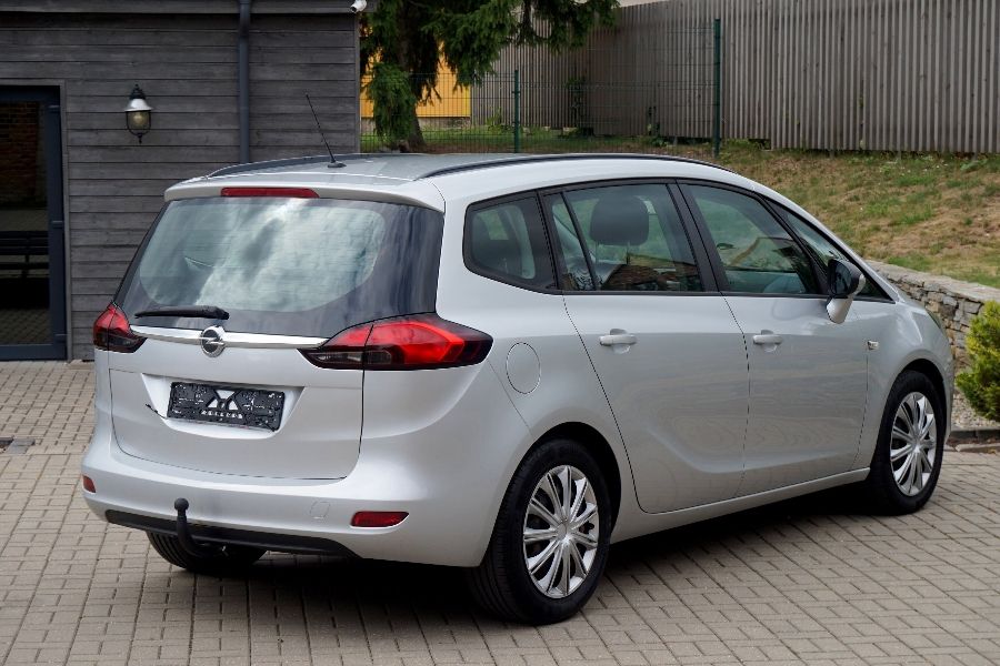 Opel Zafira | 2