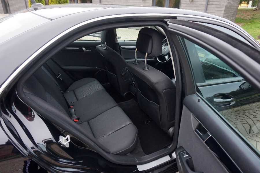 Mercedes-Benz C220 | 5