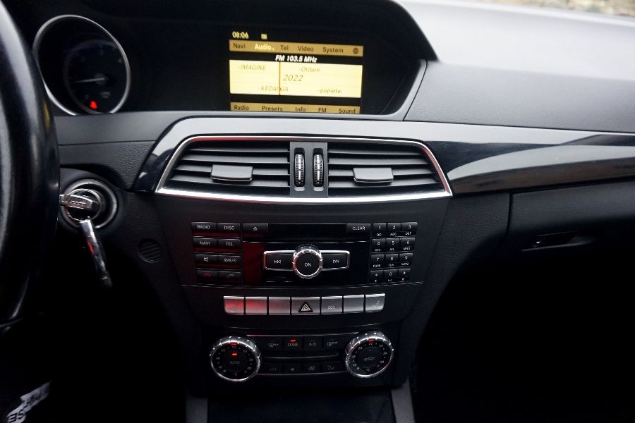 Mercedes-Benz C220 | 10