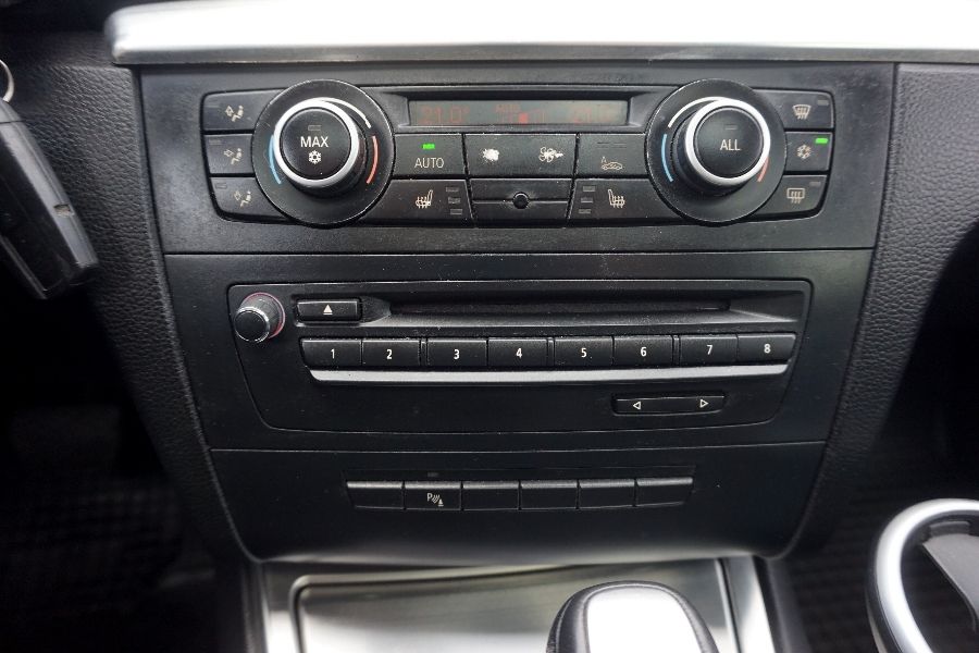 BMW 120 | 11
