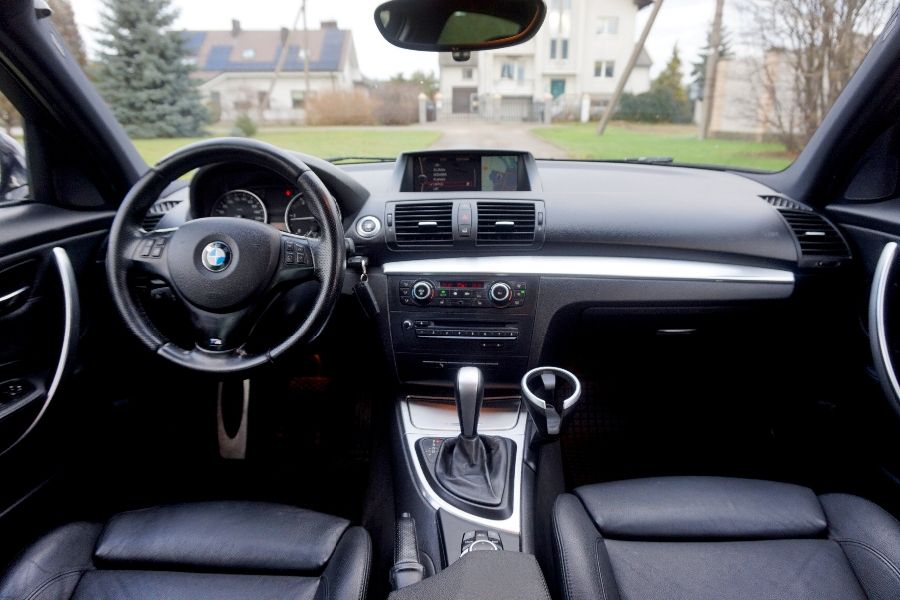 BMW 120 | 6