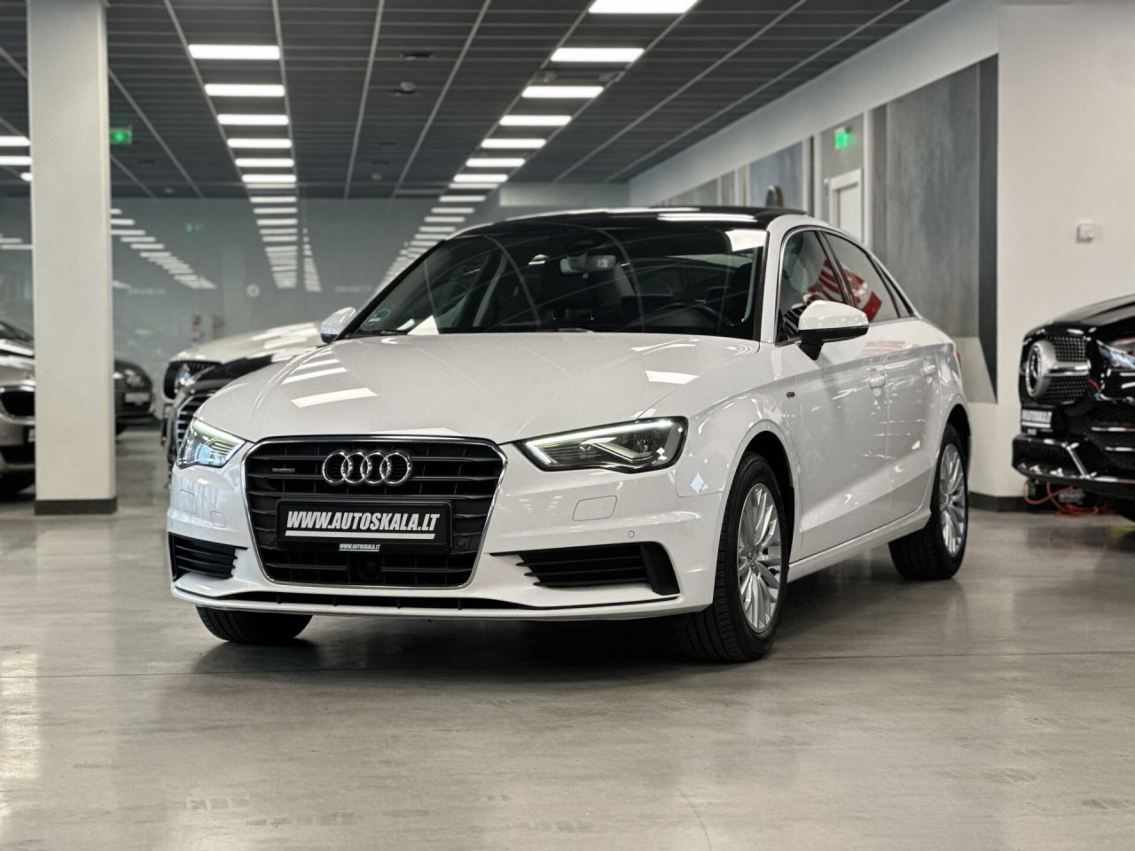 Audi A3, 2.0 l., sedanas
