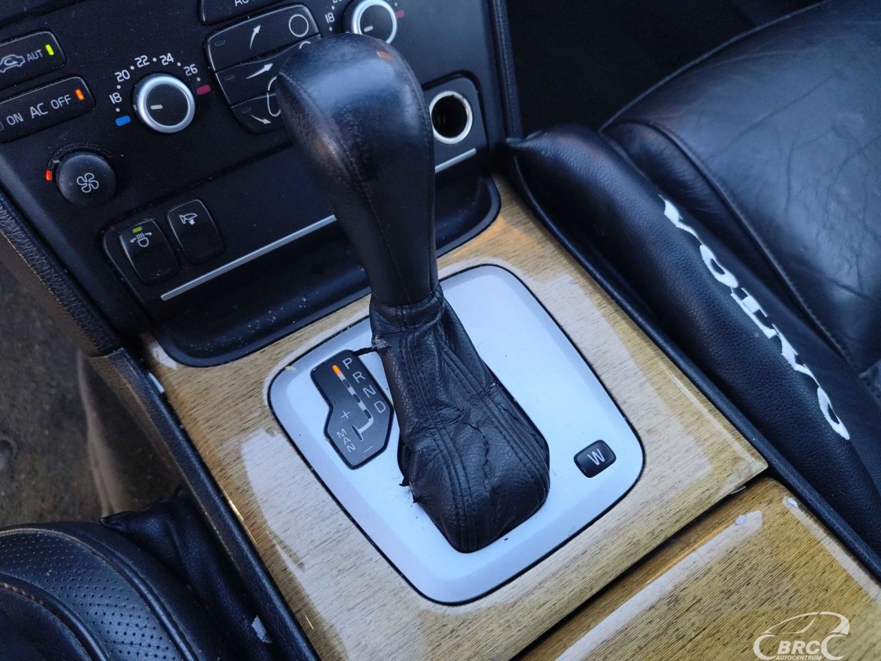 Volvo XC90 | 14