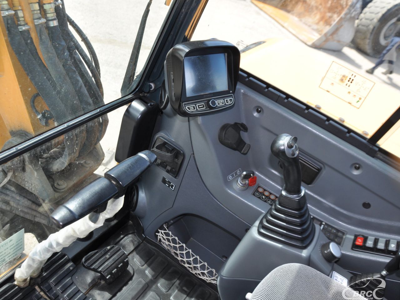 Hyundai R60CR-9A Rototilt, Mini excavator | 18