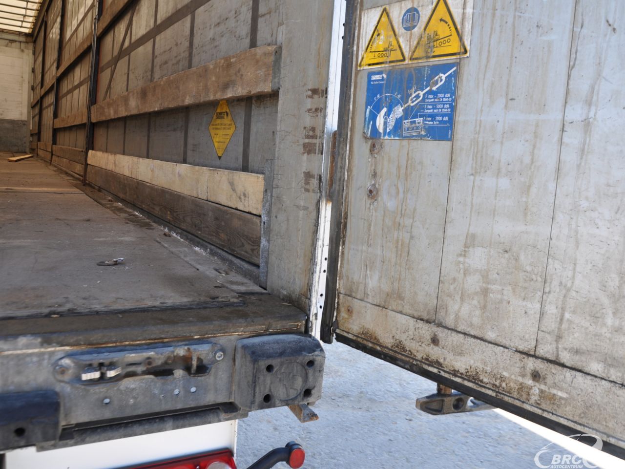 Schmitz SCS 24 TIR trailer | 16