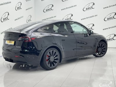 Tesla Model Y | 1