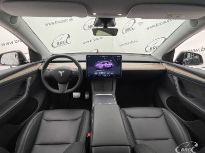 Tesla Model Y | 2
