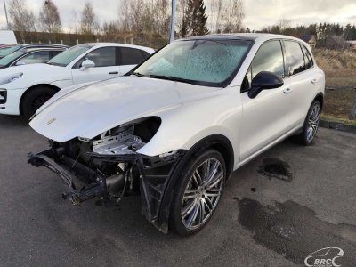 Porsche Cayenne, 4.8 l., cross-country