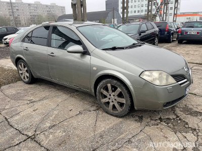 Nissan Primera, 1.8 l., hatchback