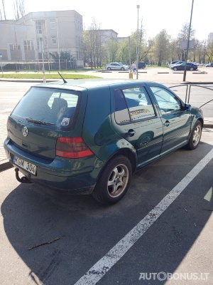 Volkswagen Golf | 2