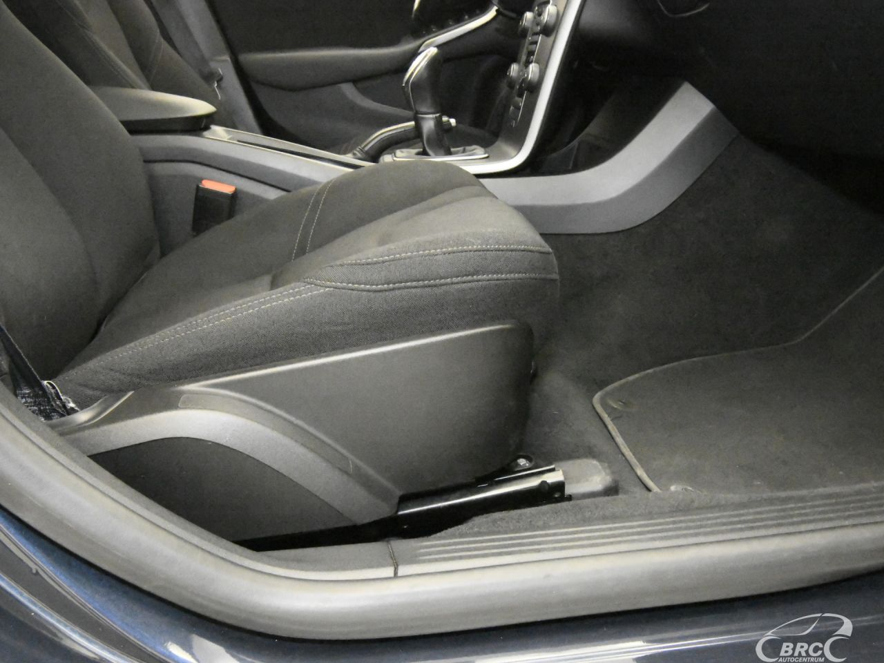 Volvo V40 | 5