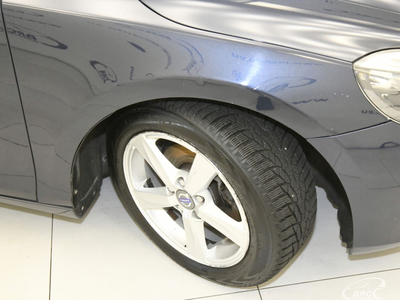 Volvo V40 | 40